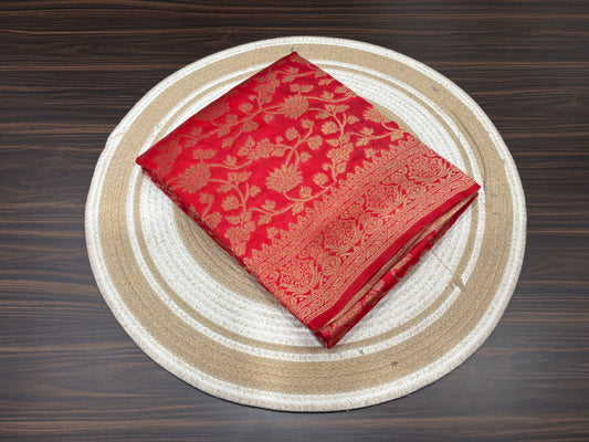 Kora Banarasi saree