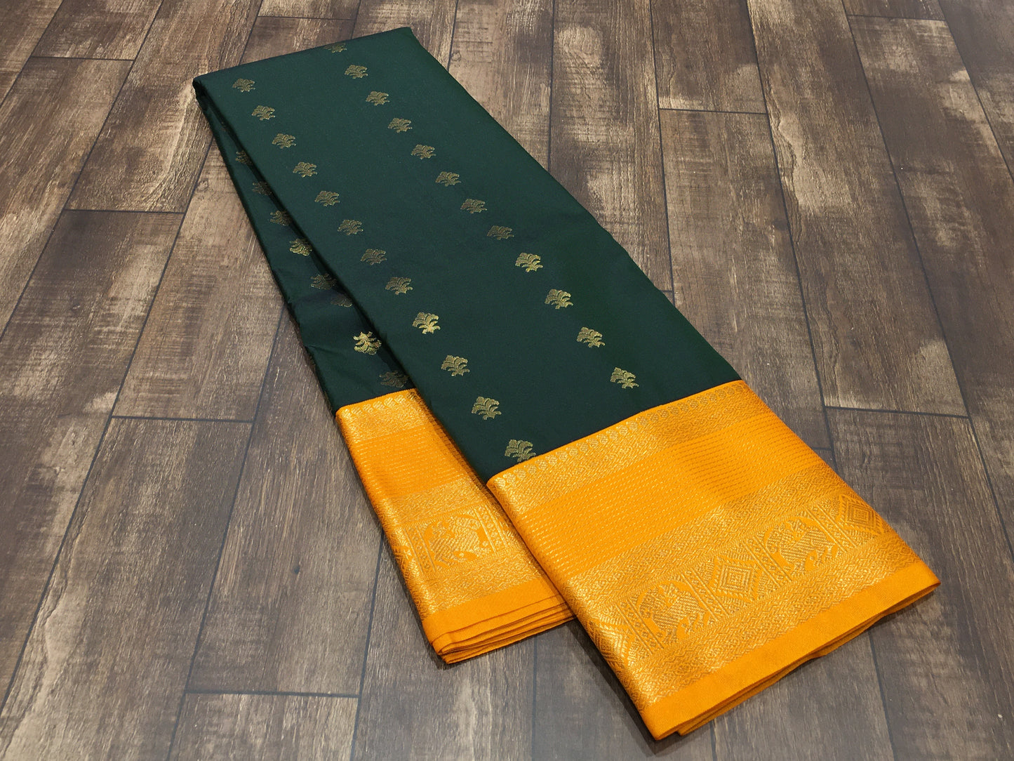 Semi Kanchipuram silk