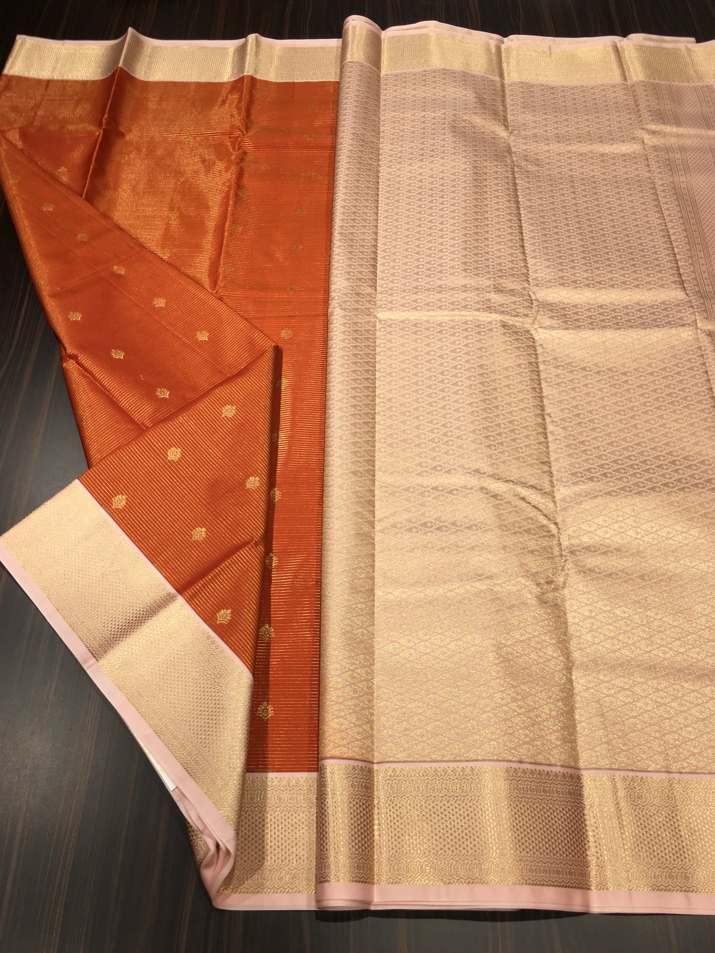Semi Kanchipuram silk