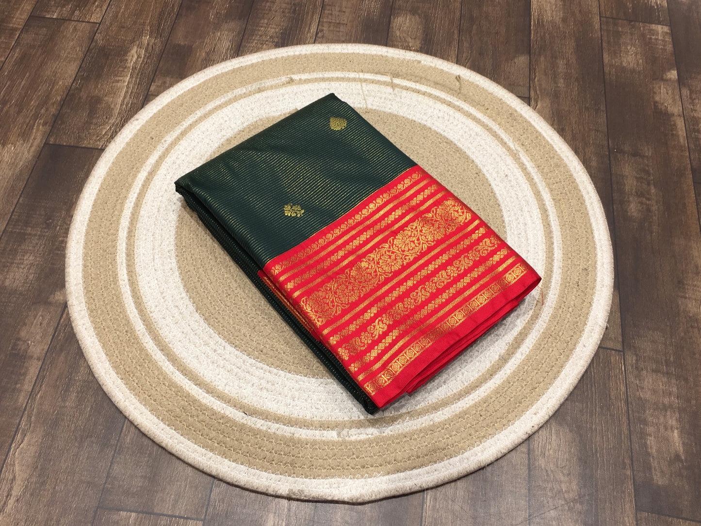 Semi Kanchipuram silk