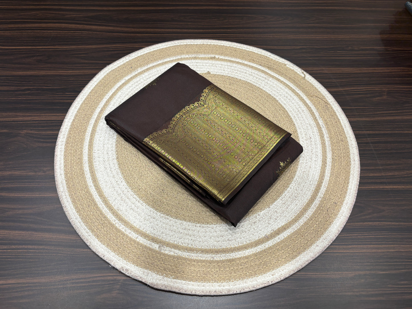 Semi Kanchipuram silk