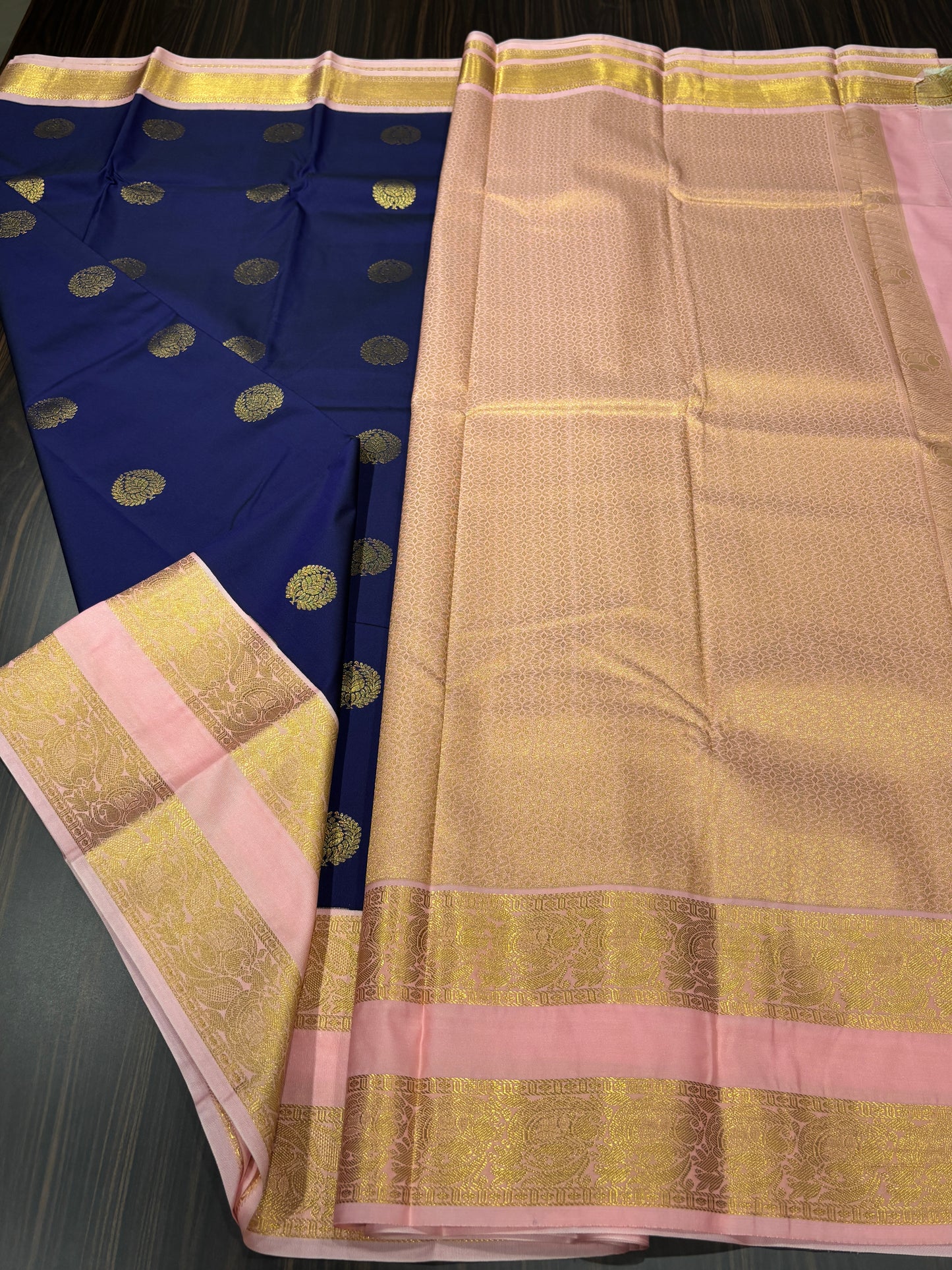 Semi Kanchipuram silk