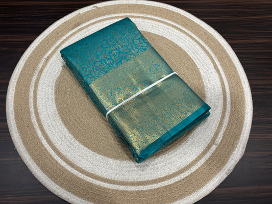 Semi Kanchipuram silk