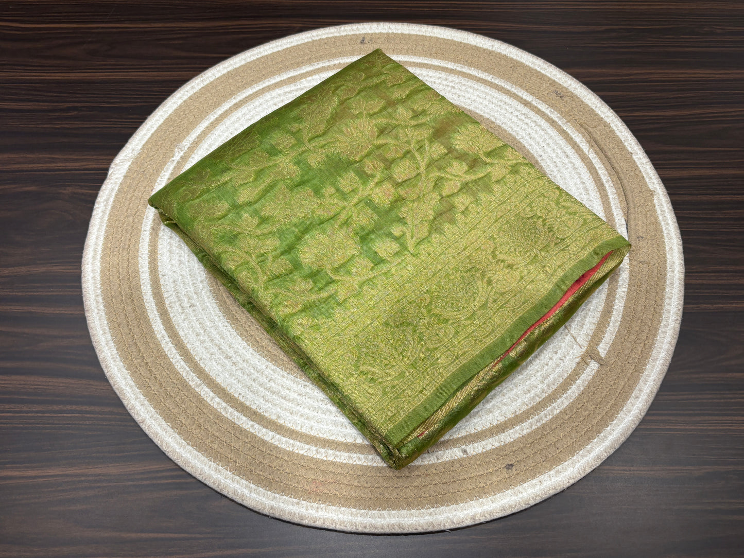 Kora Banarasi saree