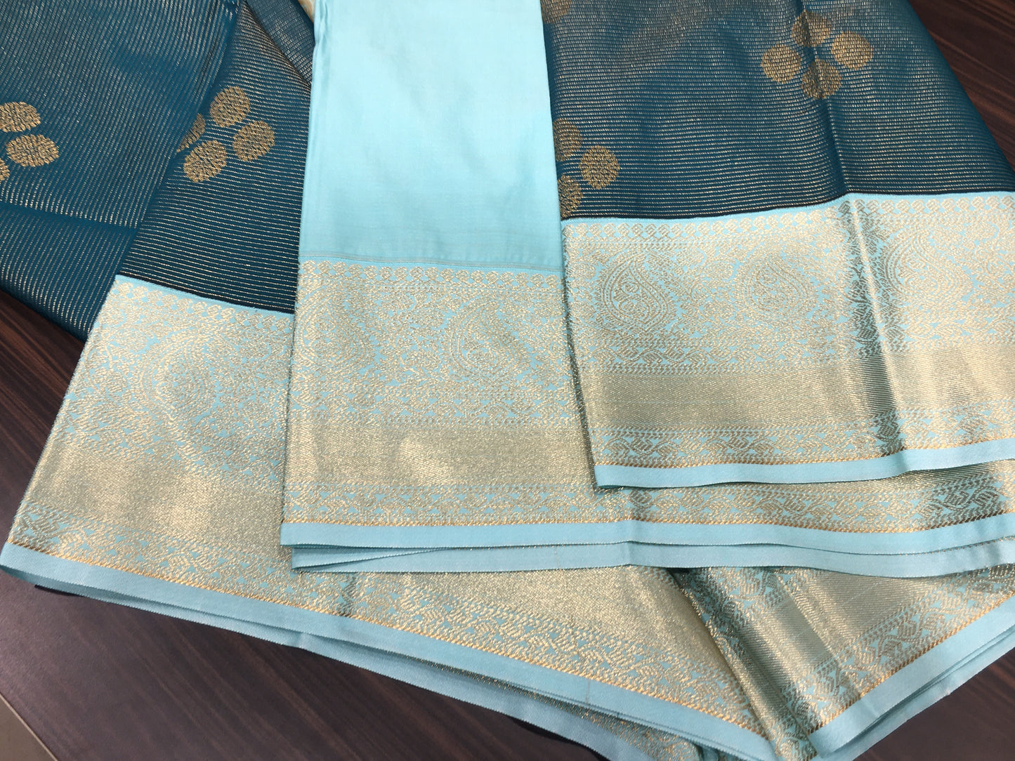 Semi Kanchipuram silk