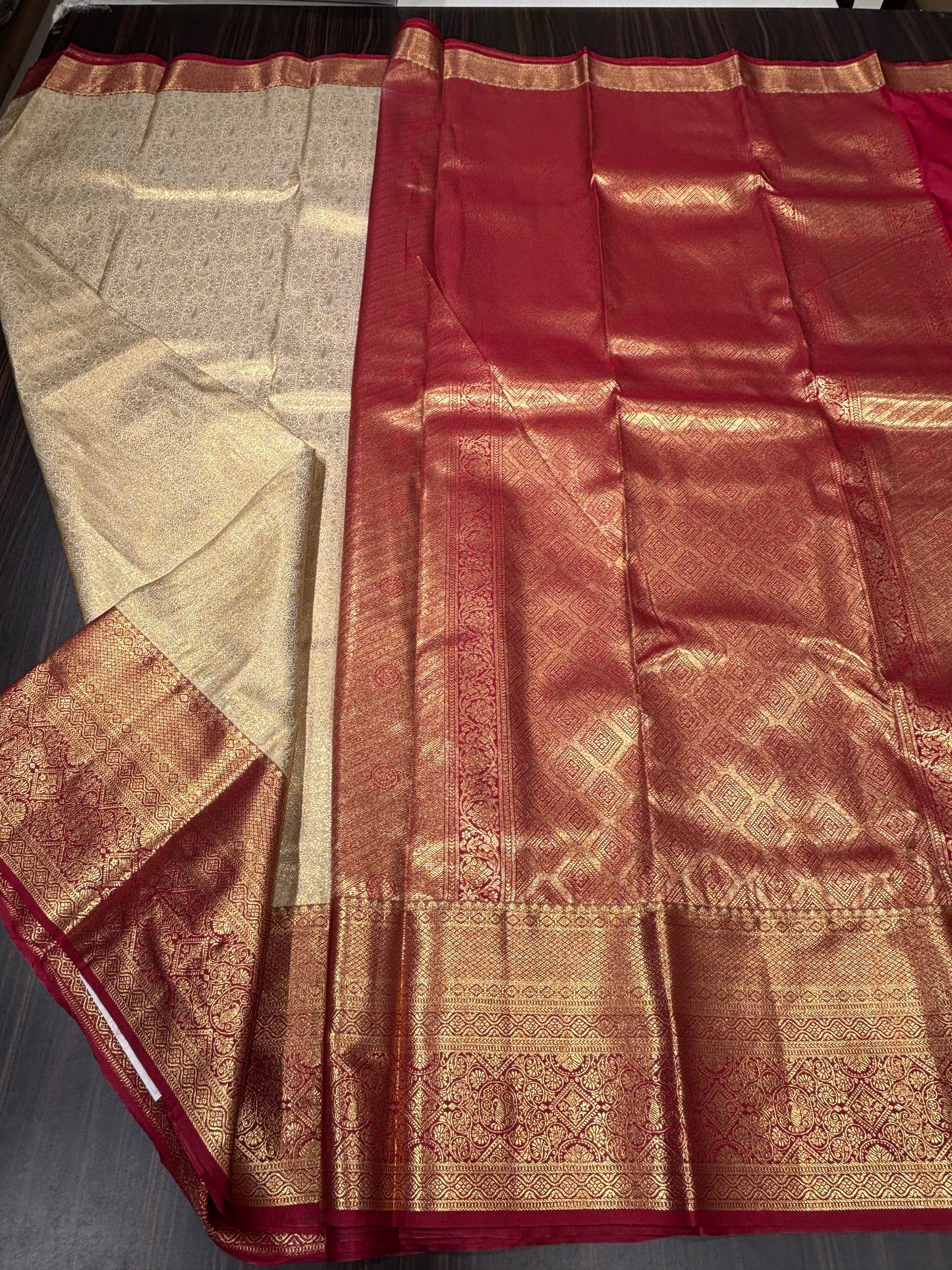 Semi Kanchipuram silk