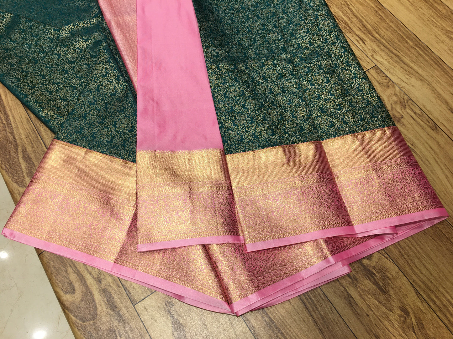 Semi Kanchipuram Brocade