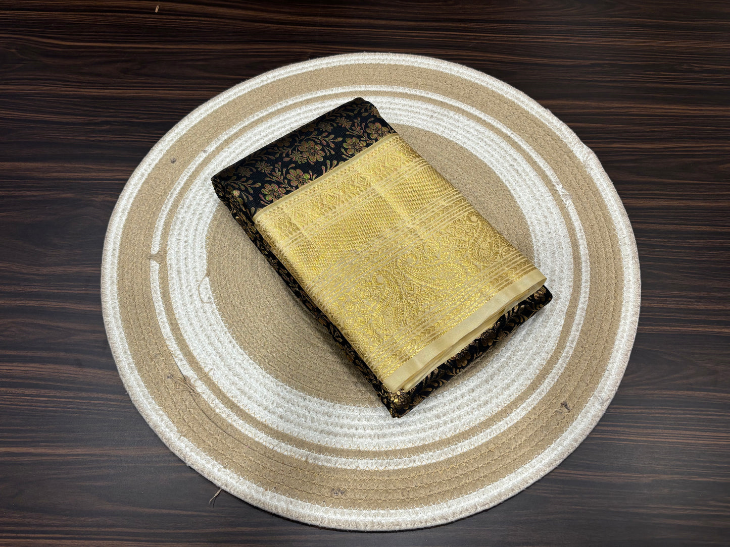 Semi Kanchipuram silk