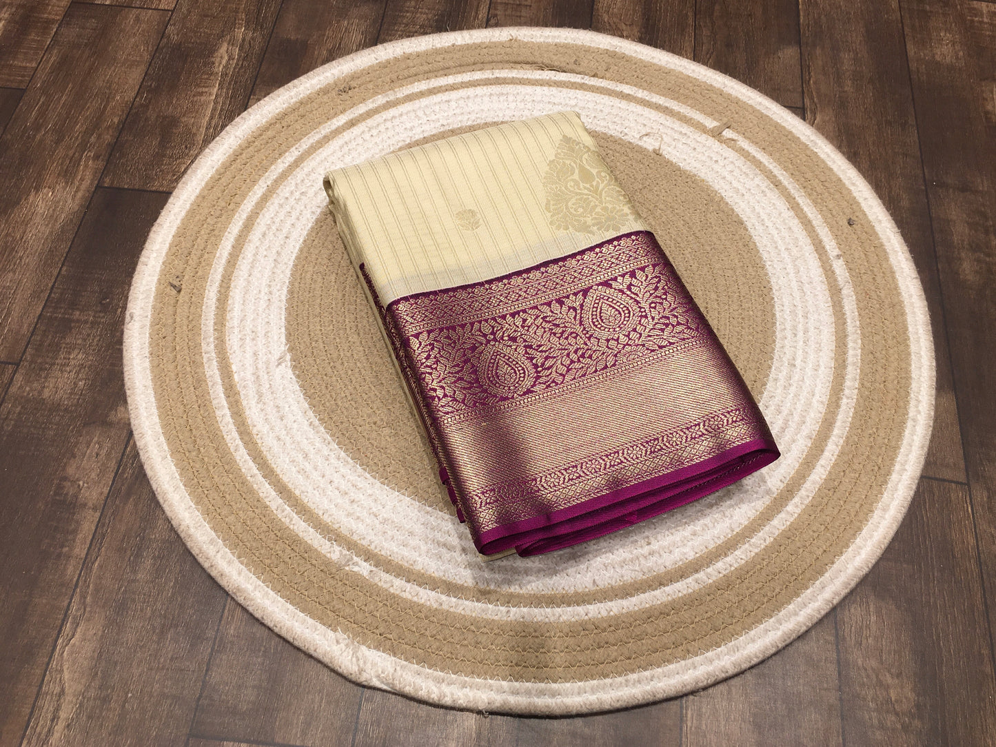 Semi Kanchipuram silk