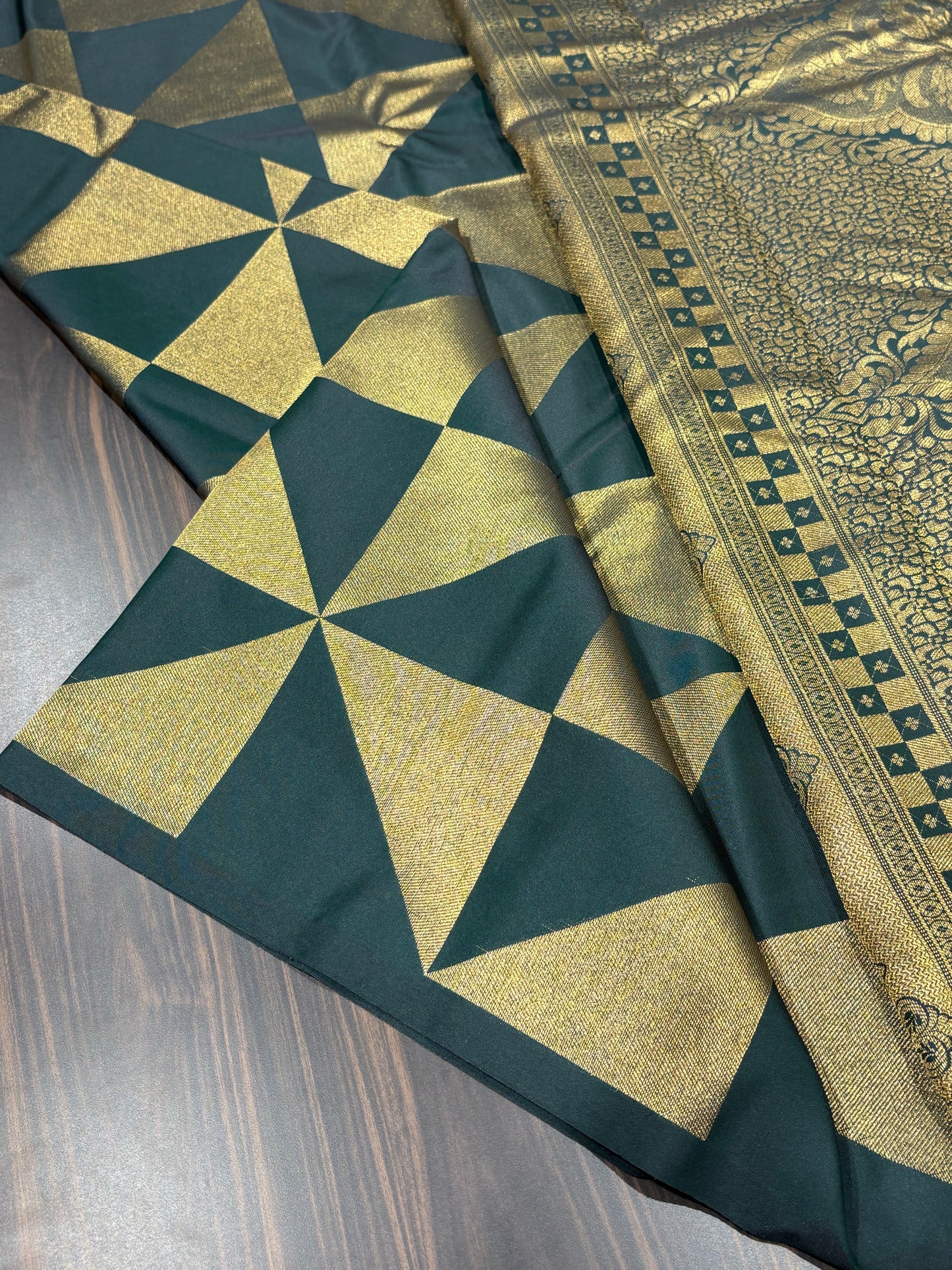 Semi Kanchipuram silk