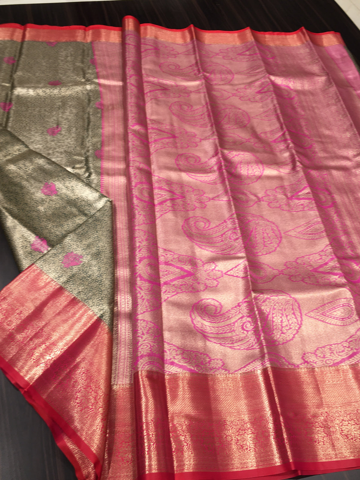 Semi Kanchipuram Tissue