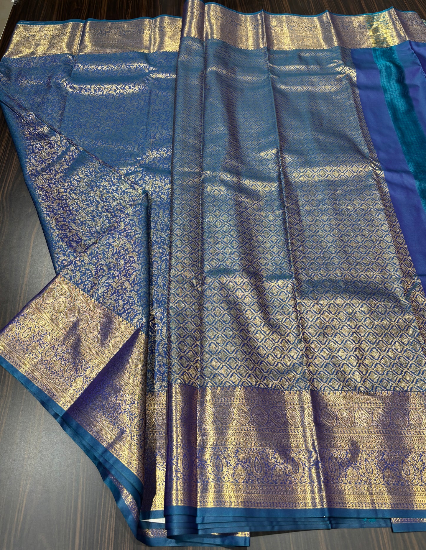 Semi Kanchipuram silk
