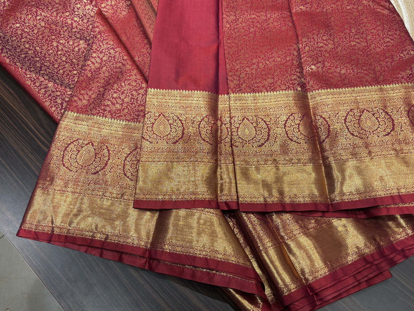 Semi Kanchipuram silk