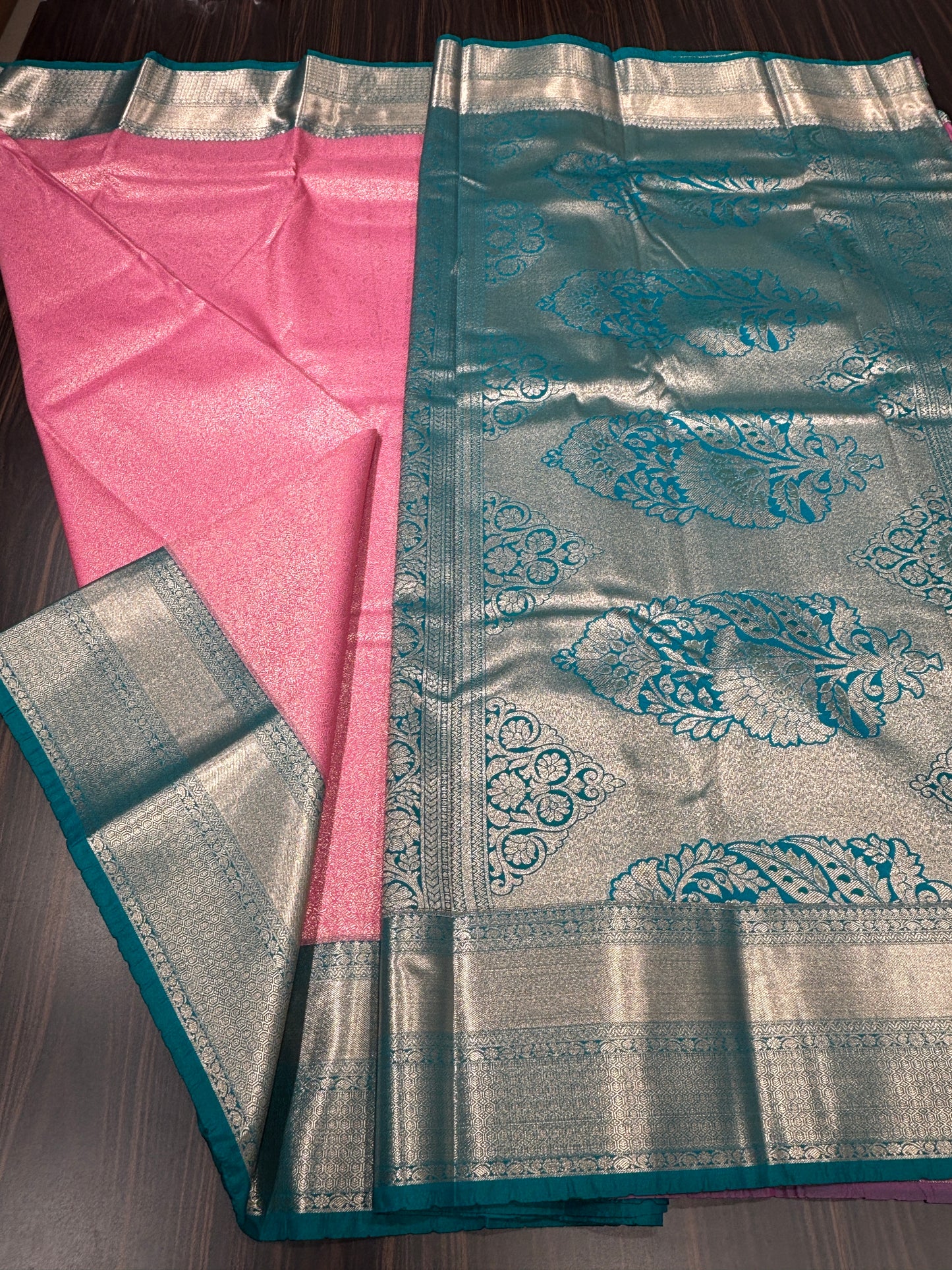 Semi Kanchipuram silk