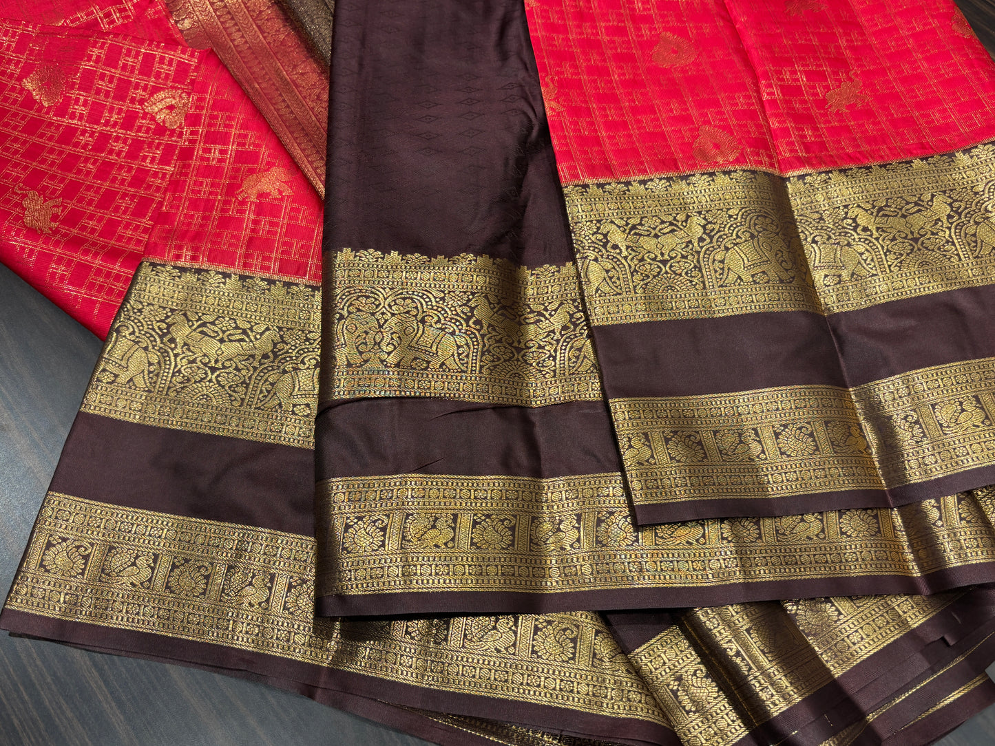 Semi Kanchipuram silk