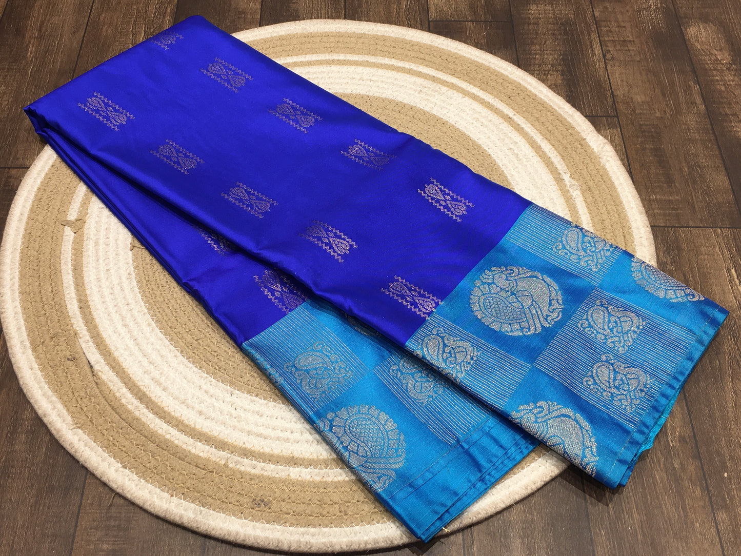 Semi Kanchipuram silk