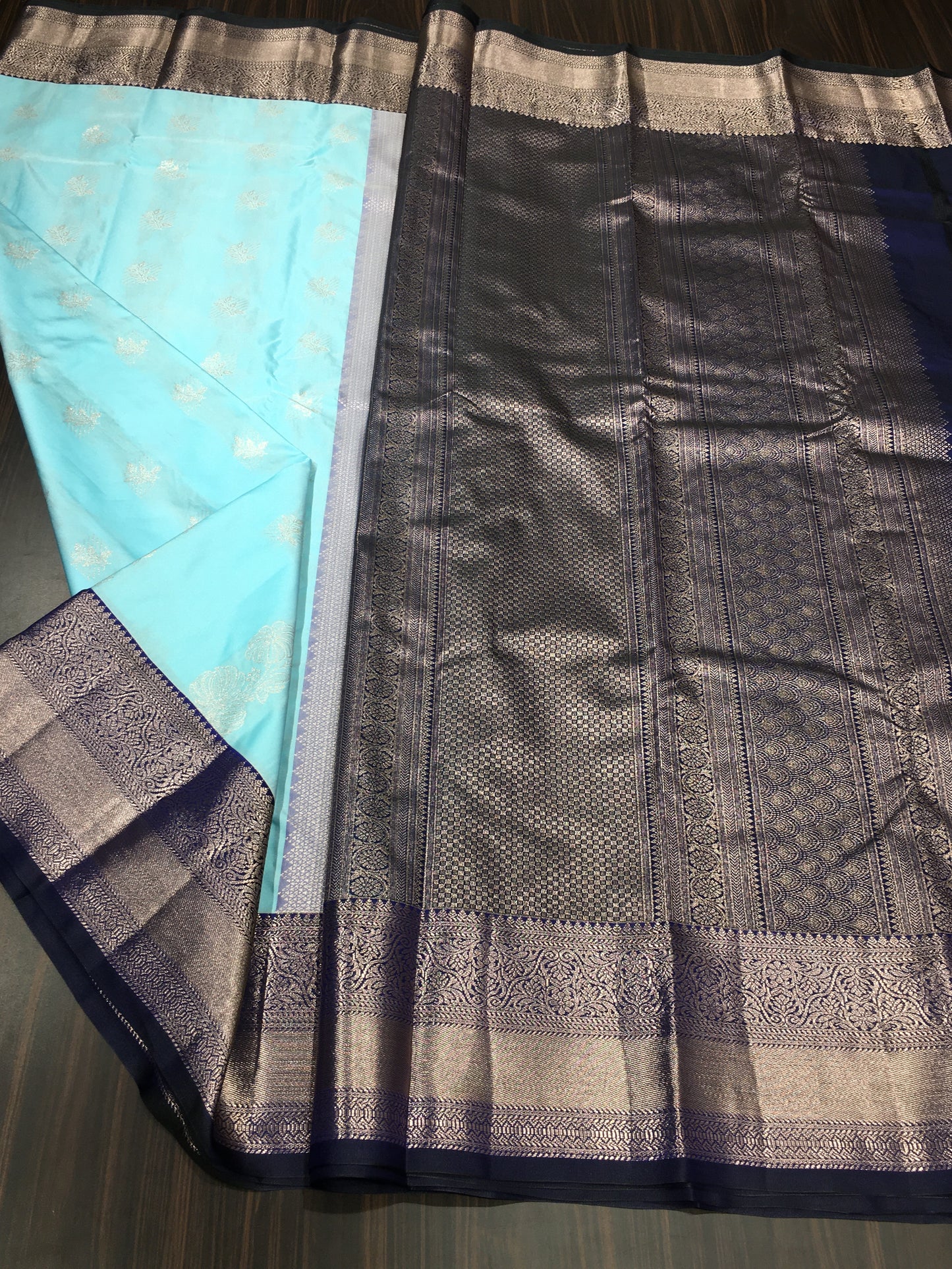 Semi Kanchipuram silk