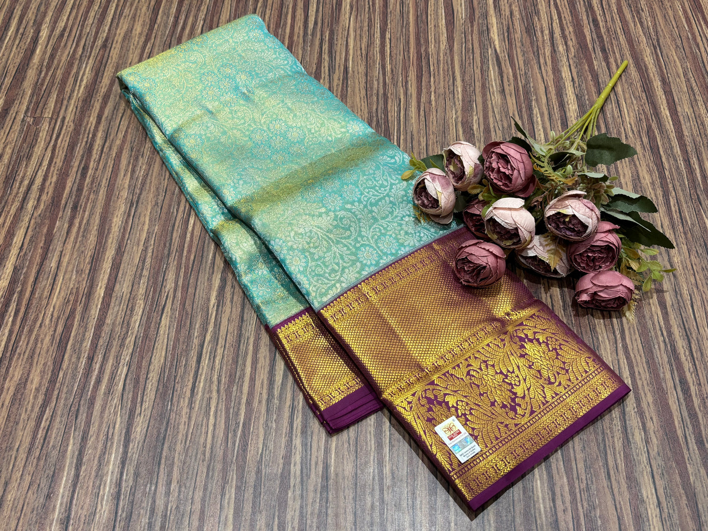 Pure kanchipuram Tissue