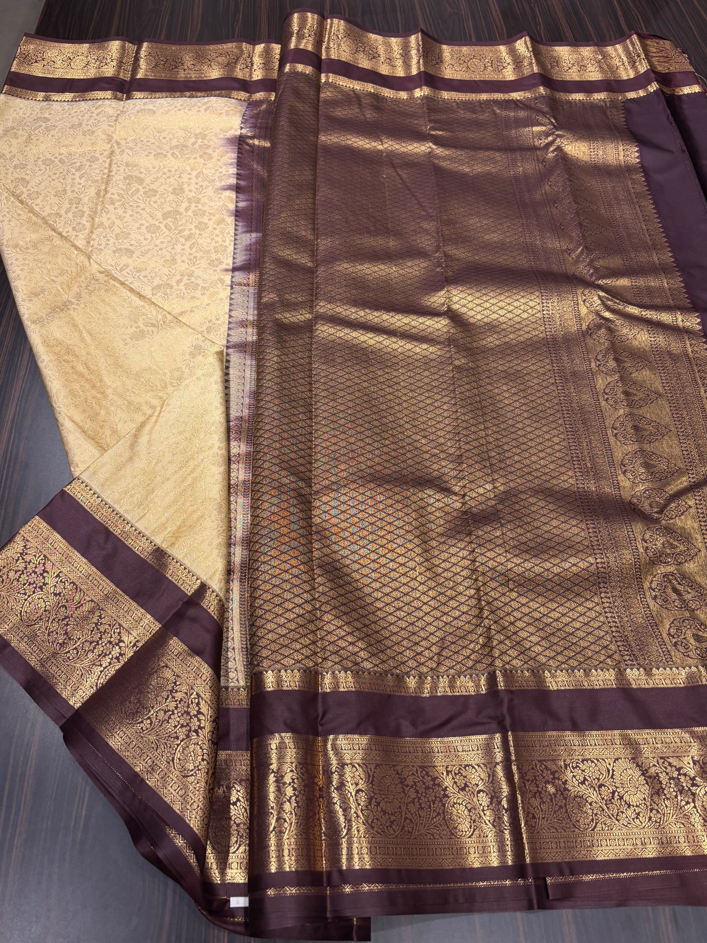 Semi Kanchipuram silk