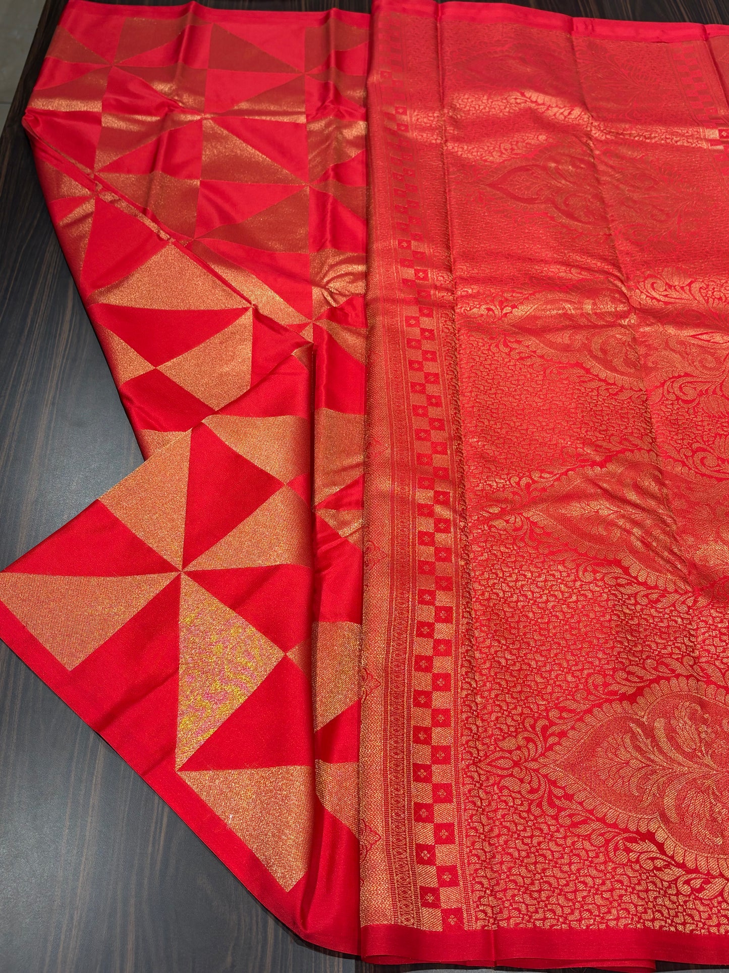 Semi Kanchipuram silk
