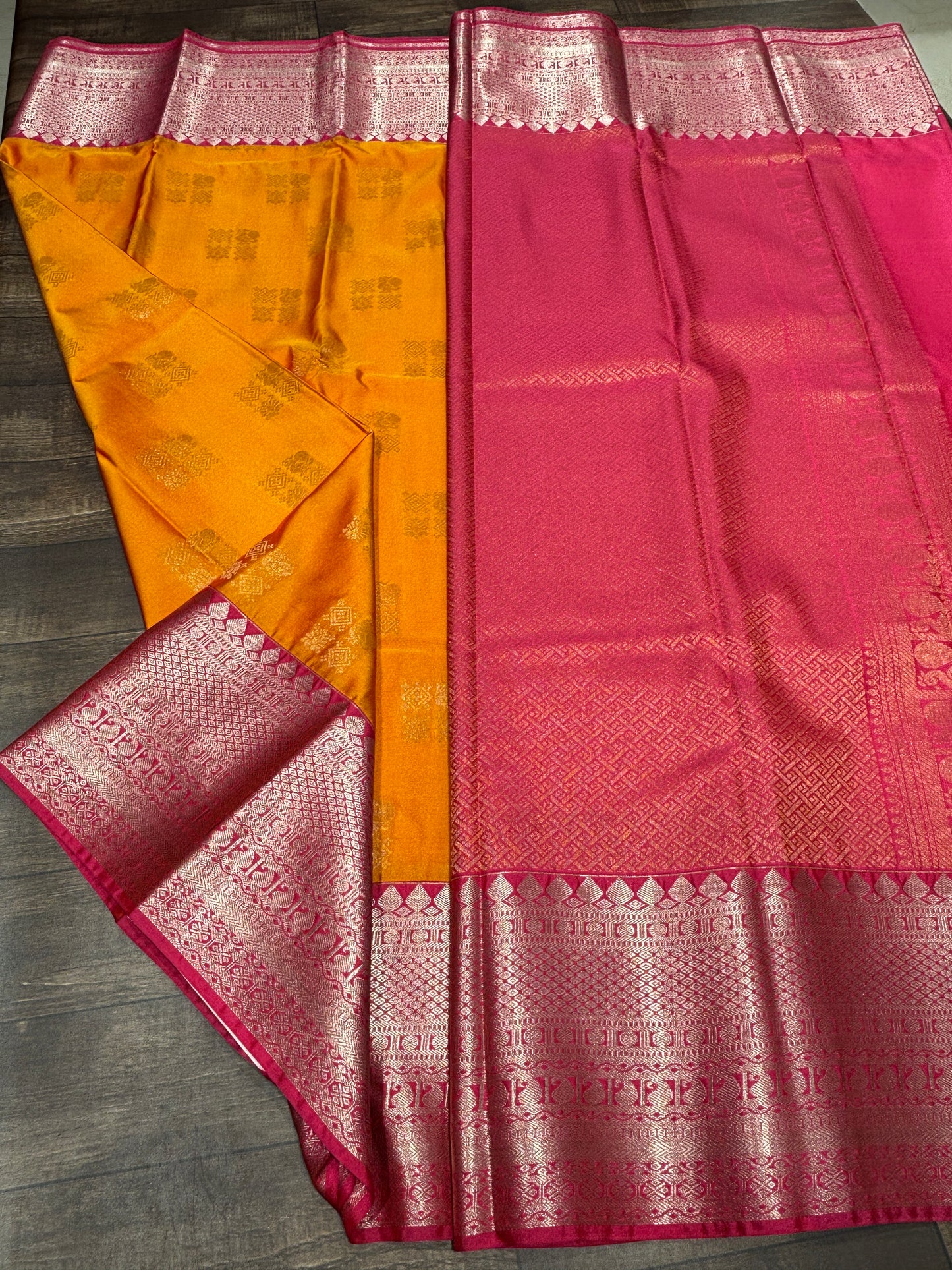 Semi Kanchipuram silk