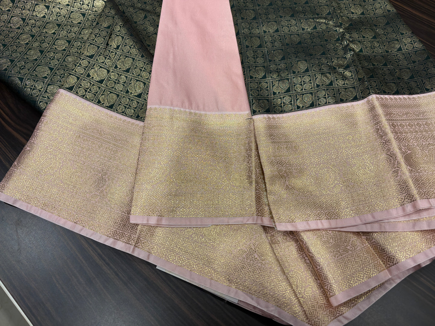 Semi Kanchipuram silk