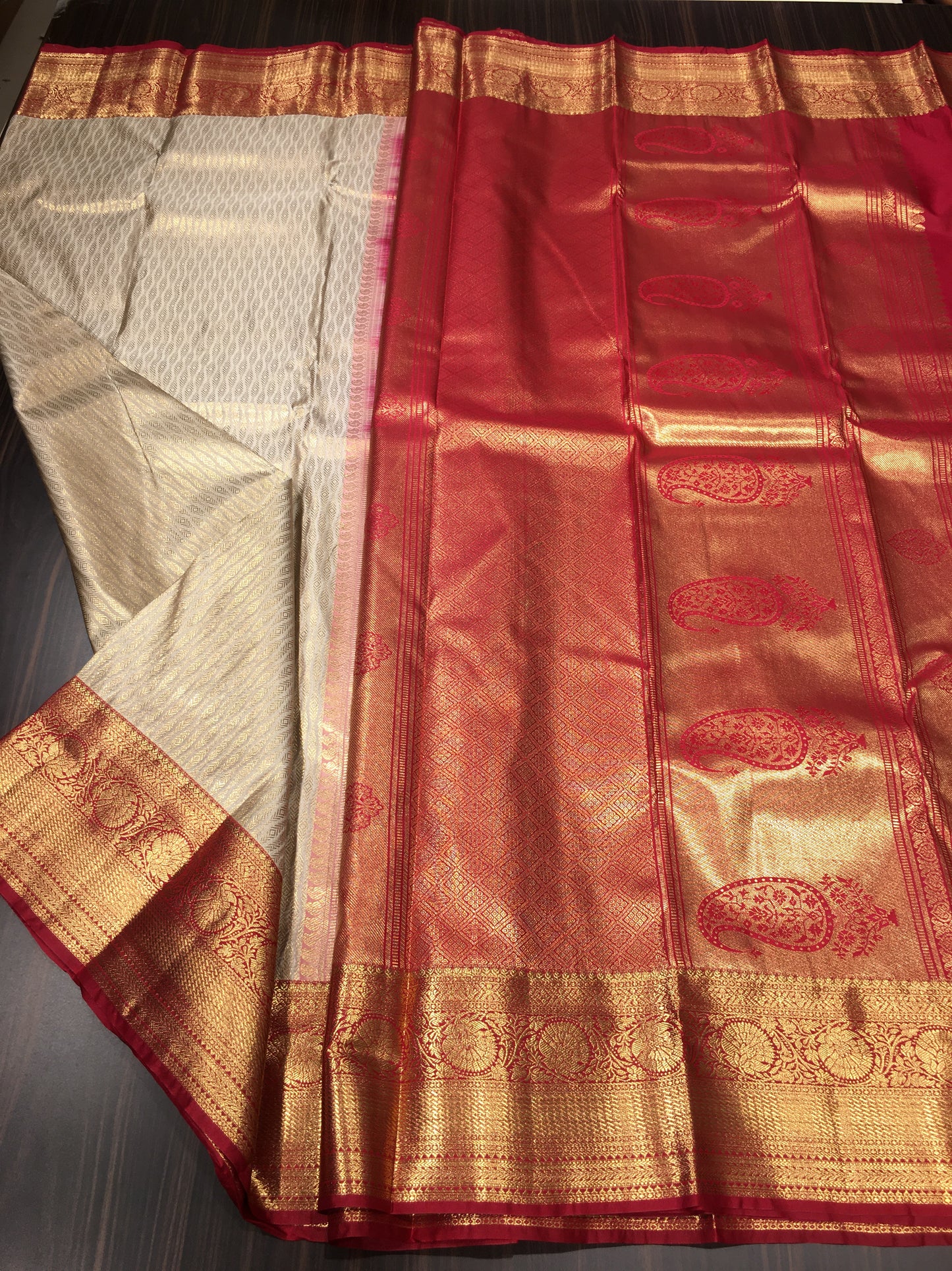 Semi Kanchipuram silk