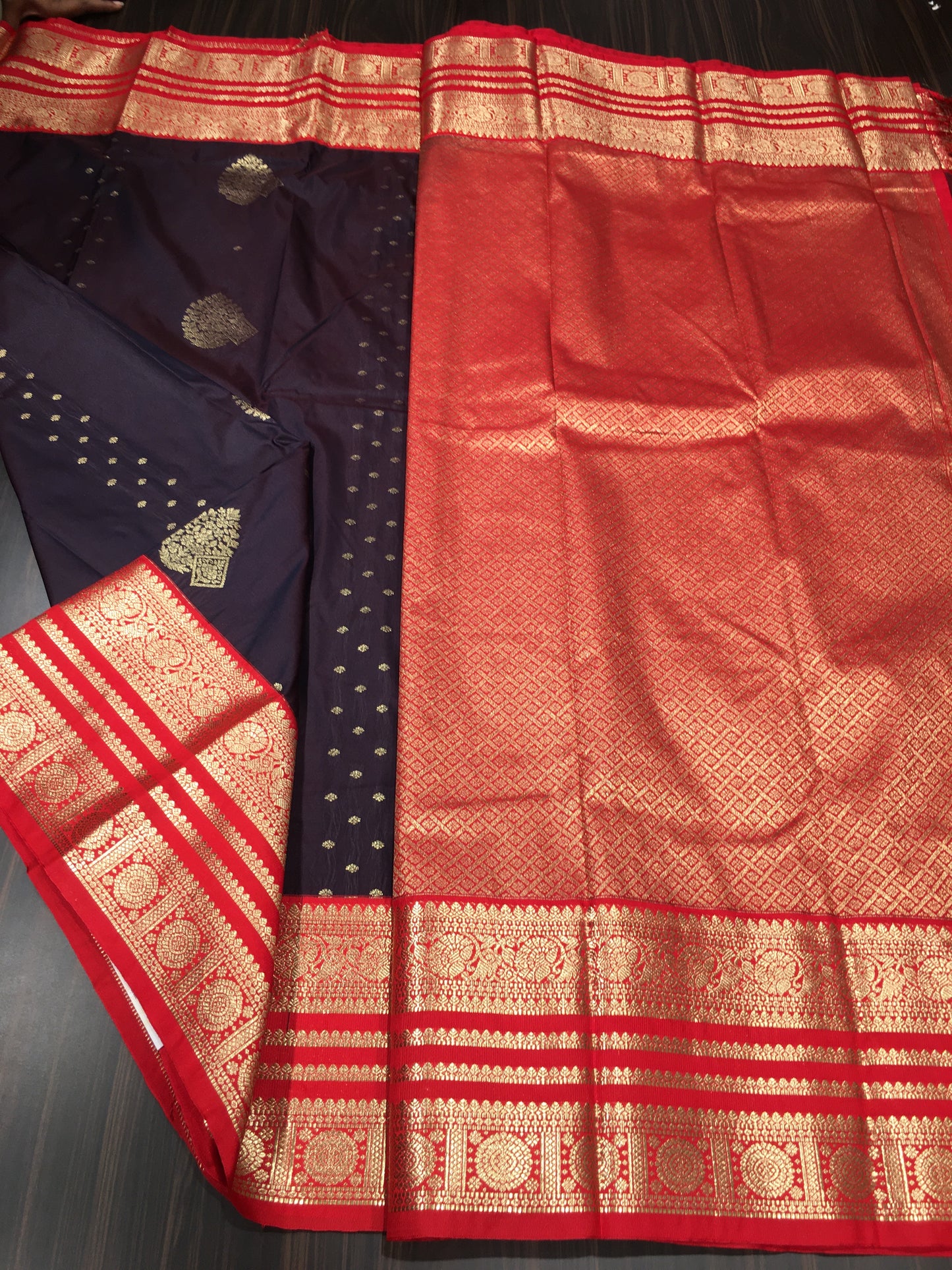 Semi Kanchipuram silk