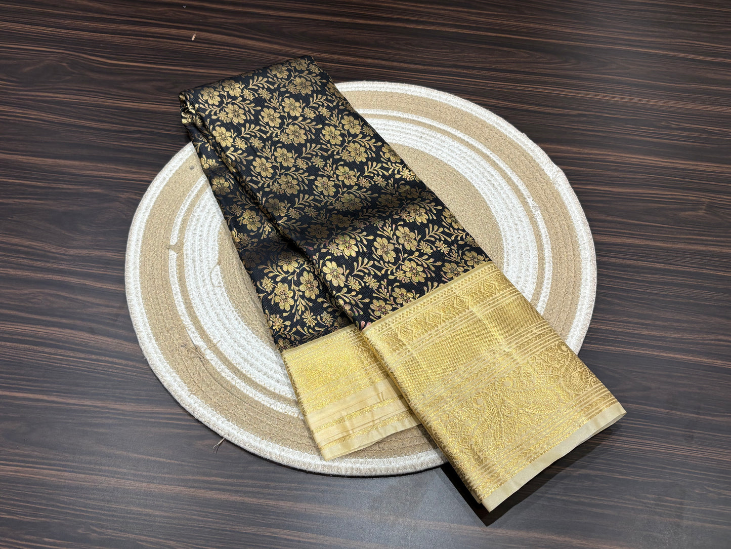 Semi Kanchipuram silk