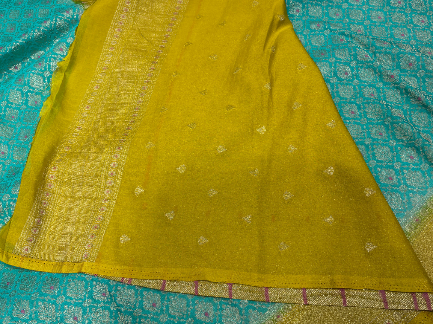 Chiffon crape saree