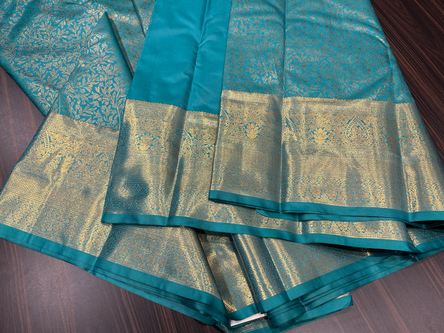 Semi Kanchipuram silk