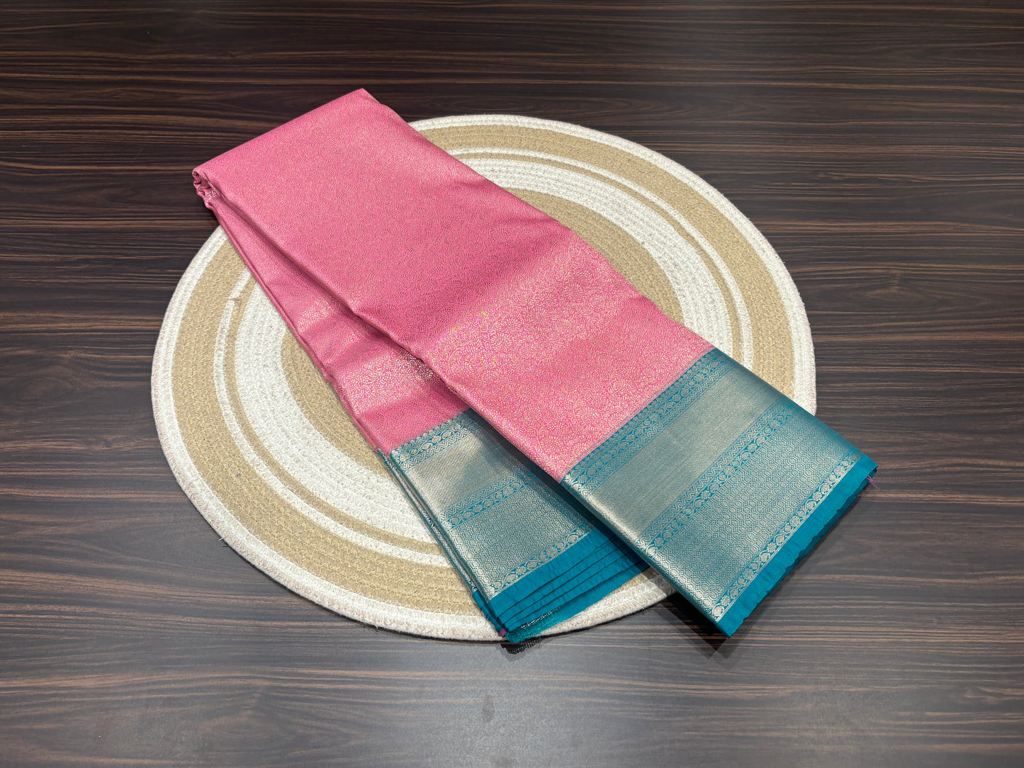 Semi Kanchipuram silk