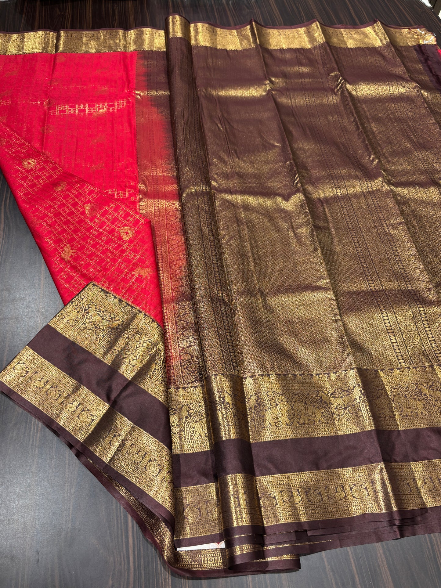 Semi Kanchipuram silk