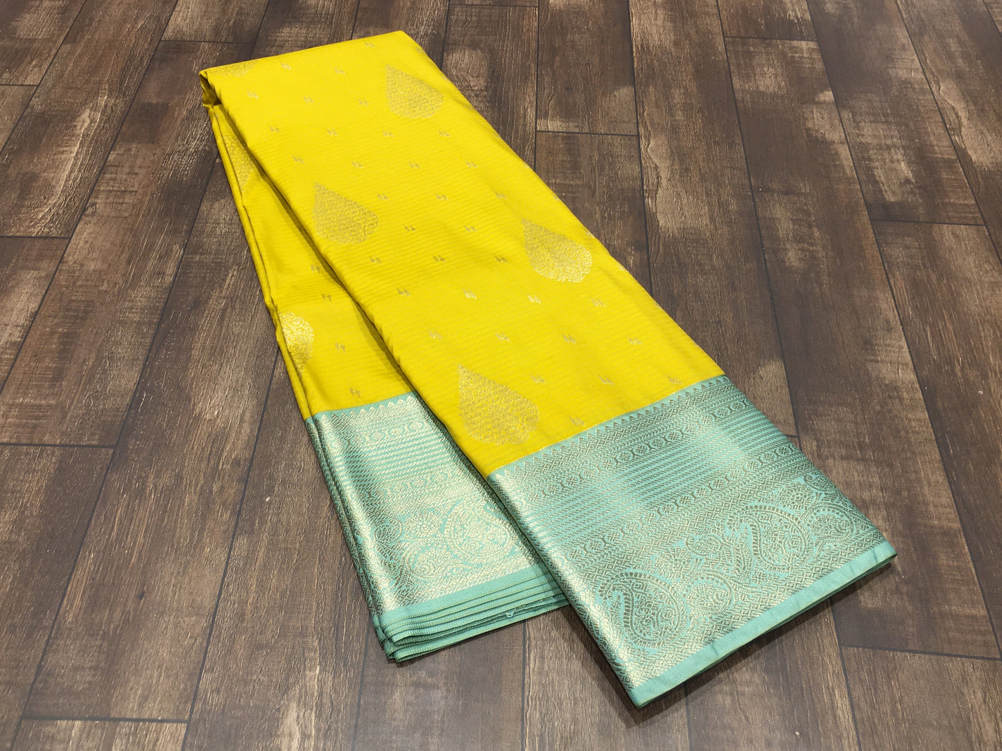 Semi Kanchipuram silk