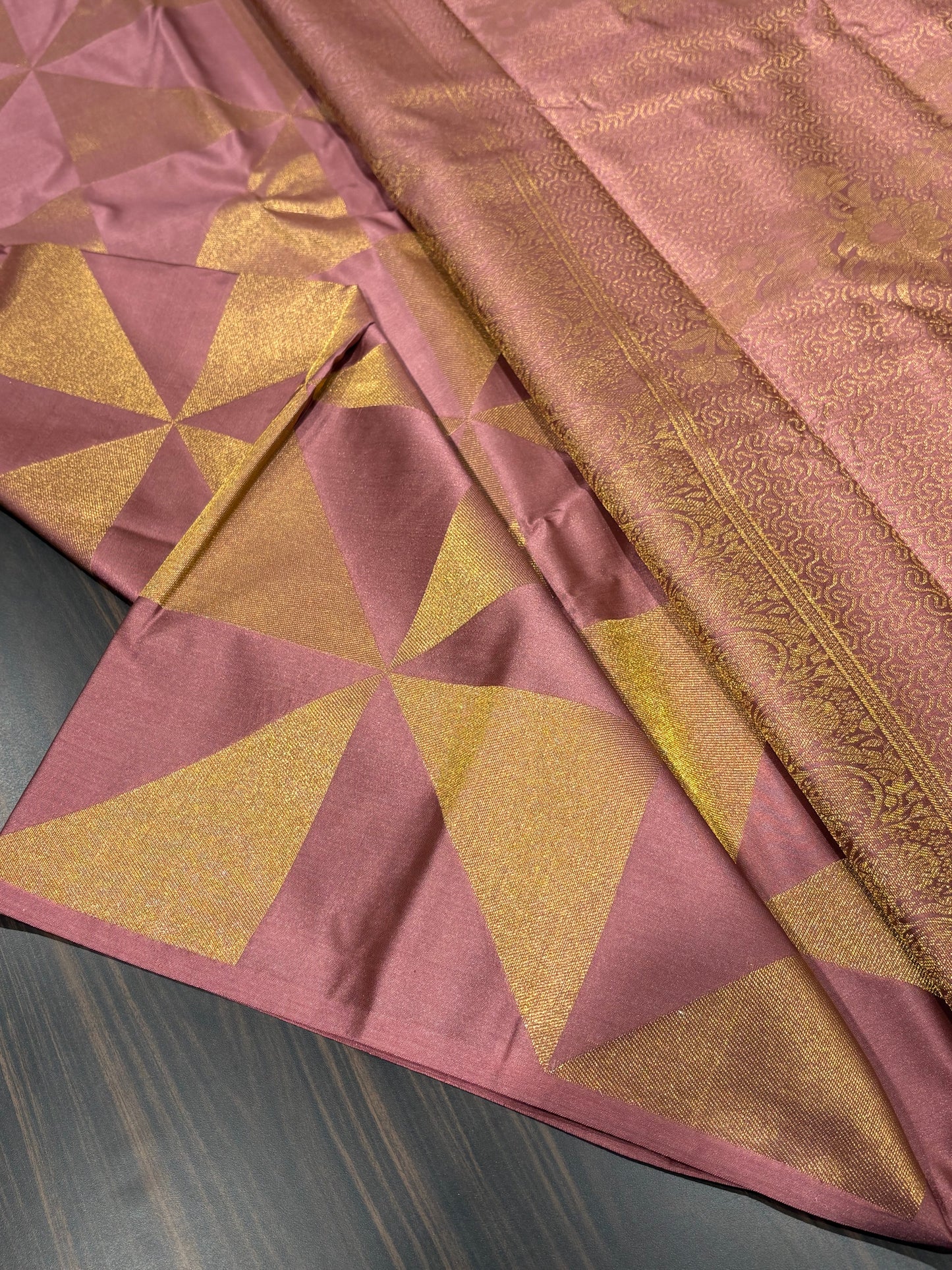 Semi Kanchipuram silk