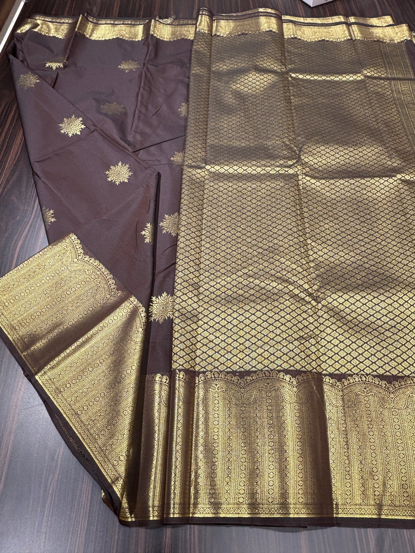 Semi Kanchipuram silk