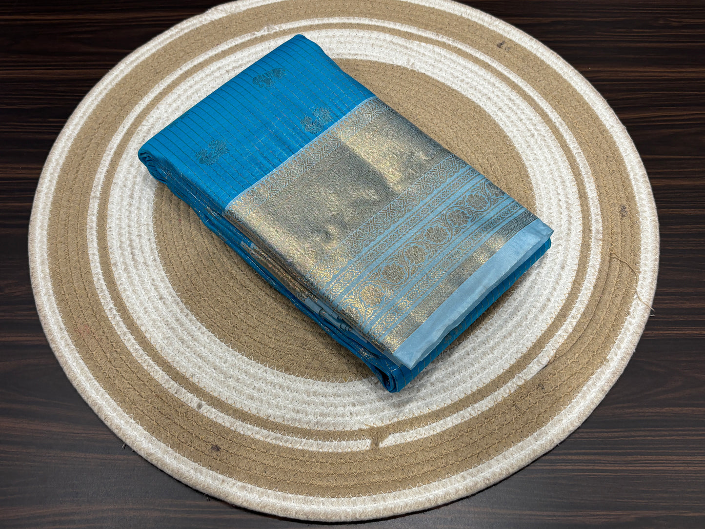 Semi Kanchipuram silk