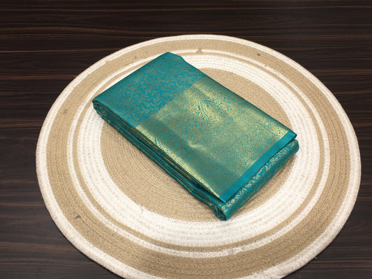 Semi Kanchipuram silk