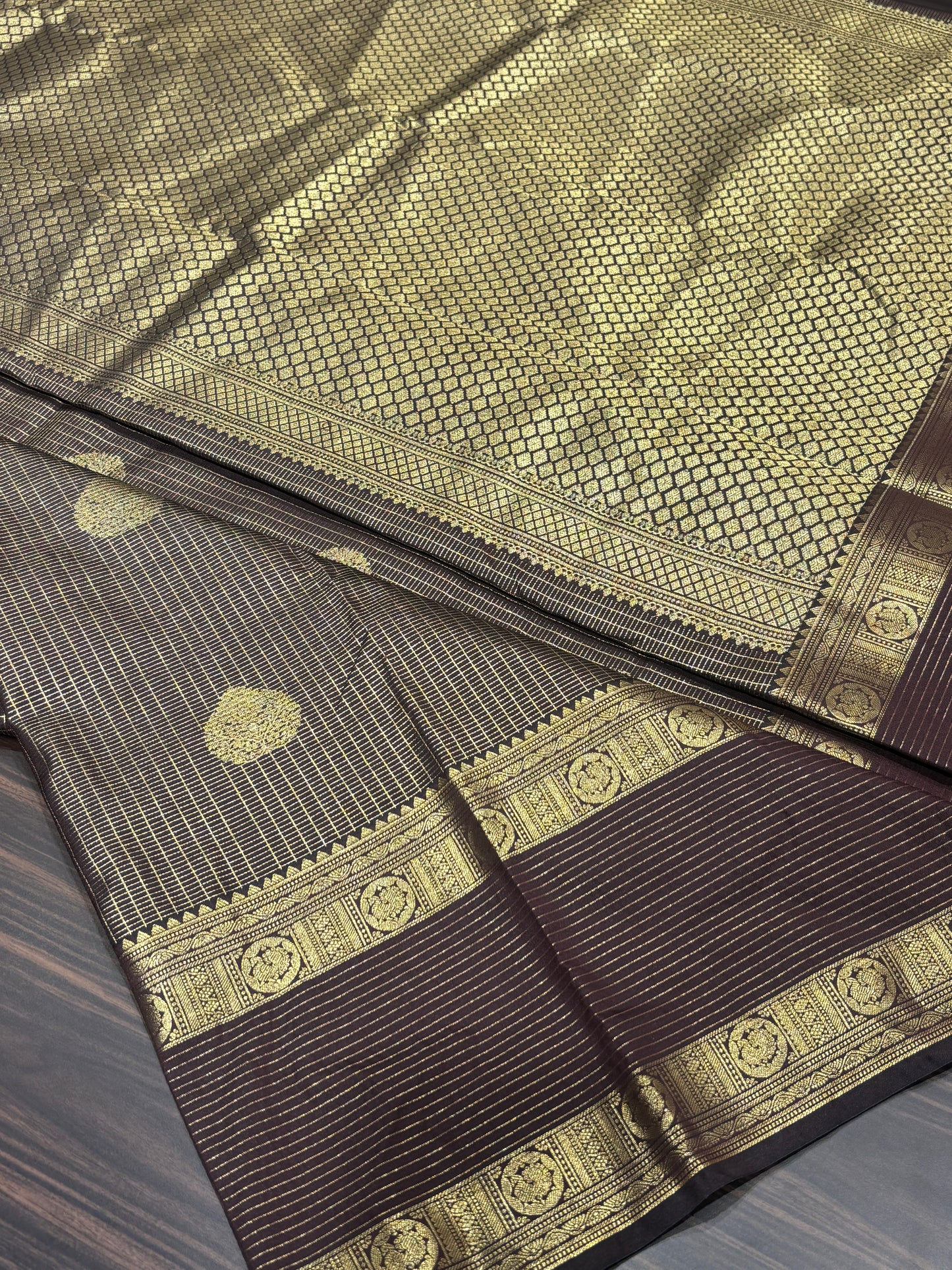 Semi Kanchipuram silk