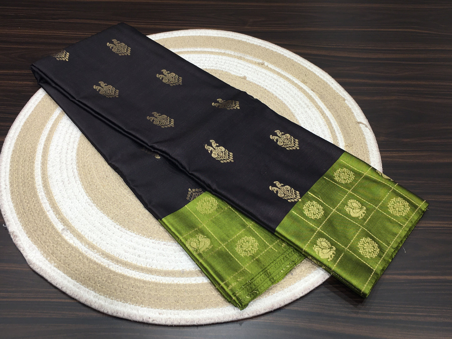 Semi Kanchipuram silk