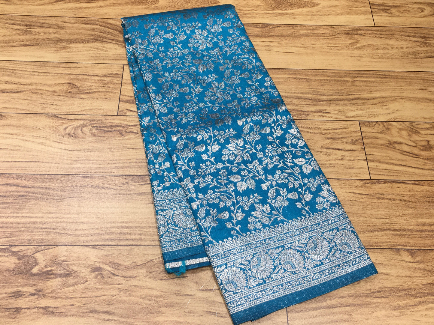 Semi brocade banaras