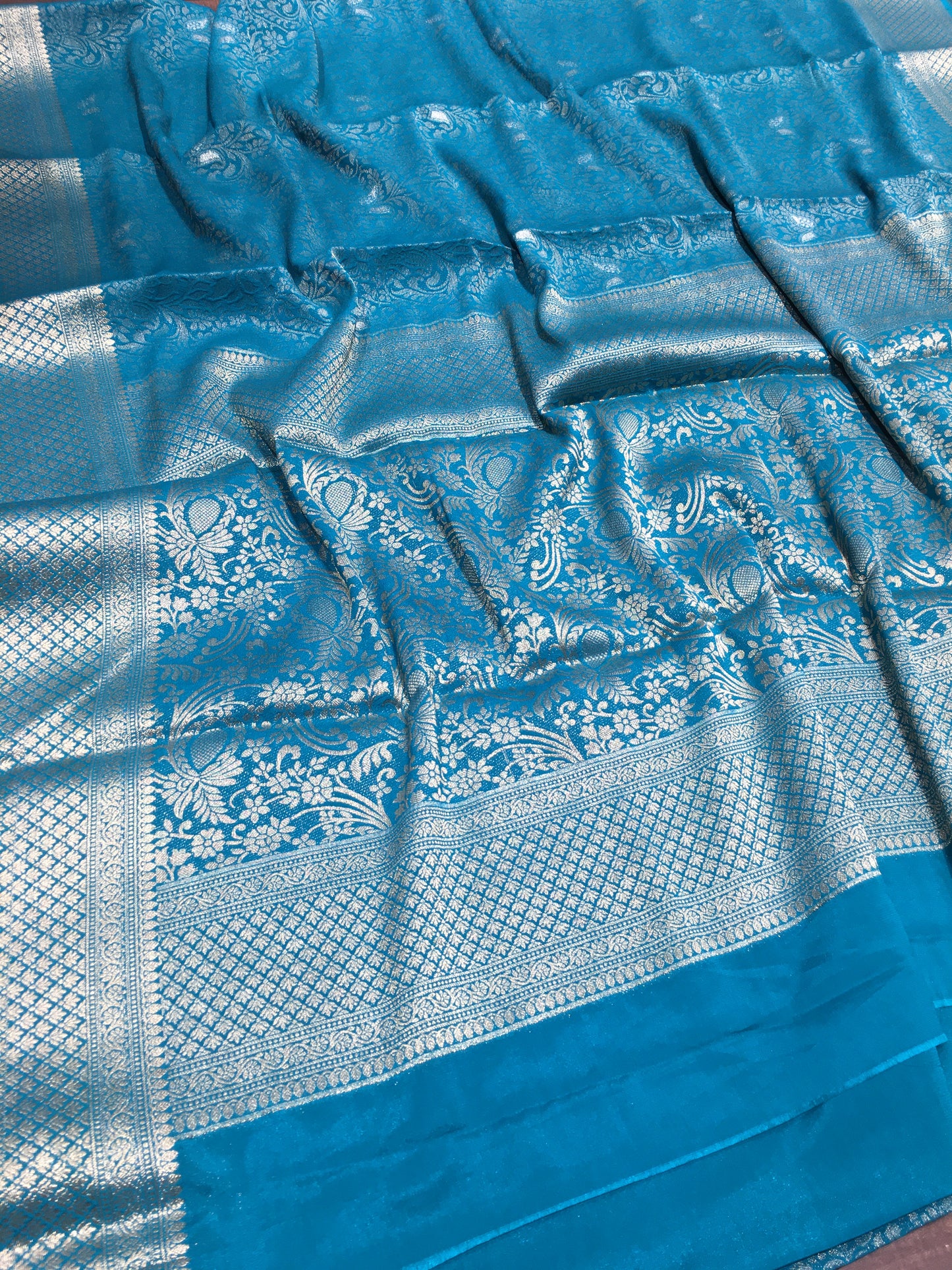 Chiffon crape saree