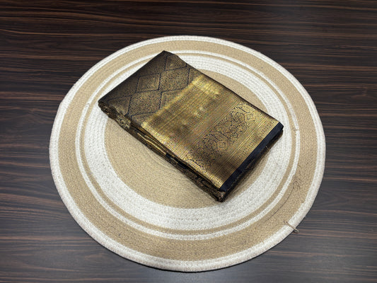 Semi Kanchipuram silk