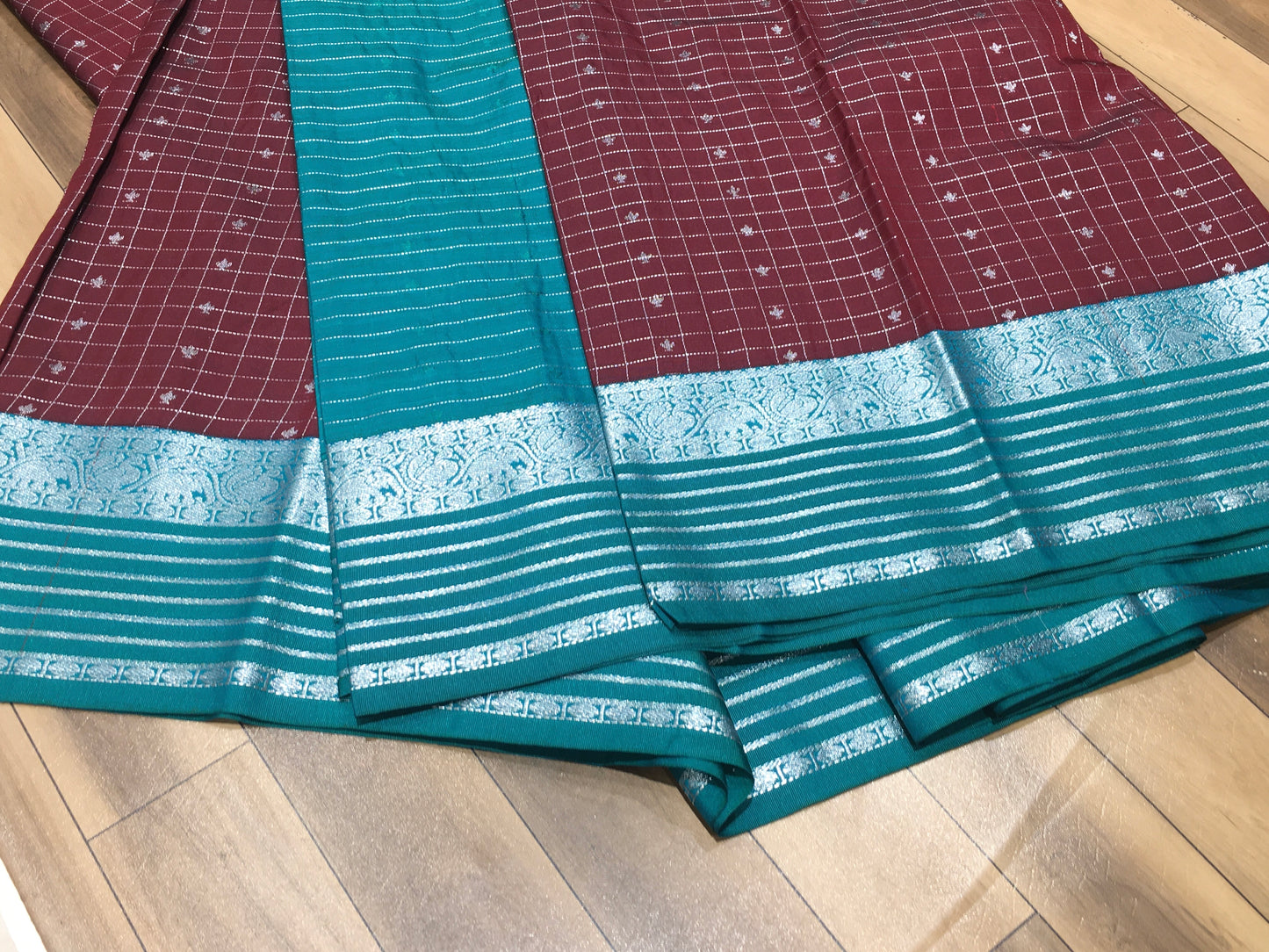 Semi Kanchipuram silk