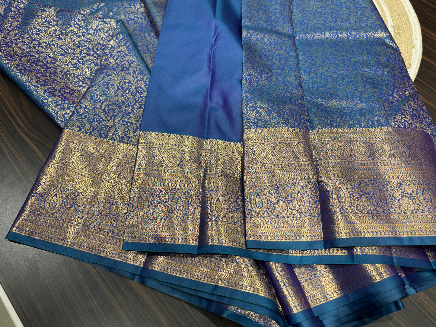 Semi Kanchipuram silk