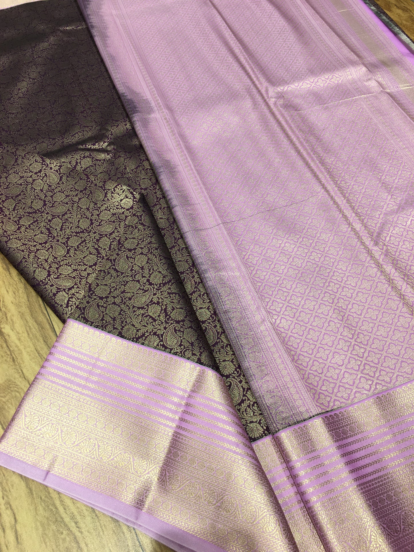 Semi Kanchipuram brocade