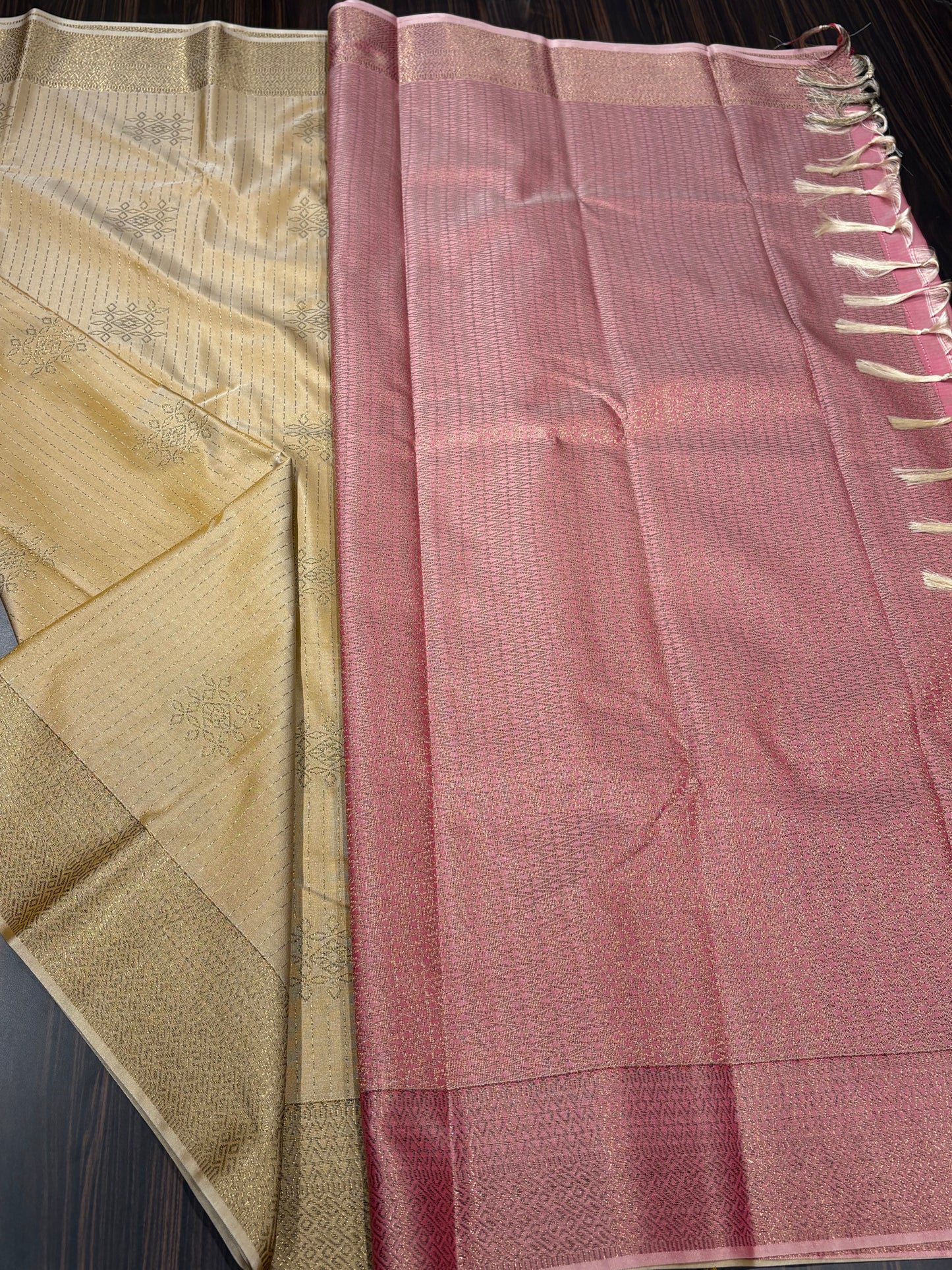 Semi Kanchipuram silk