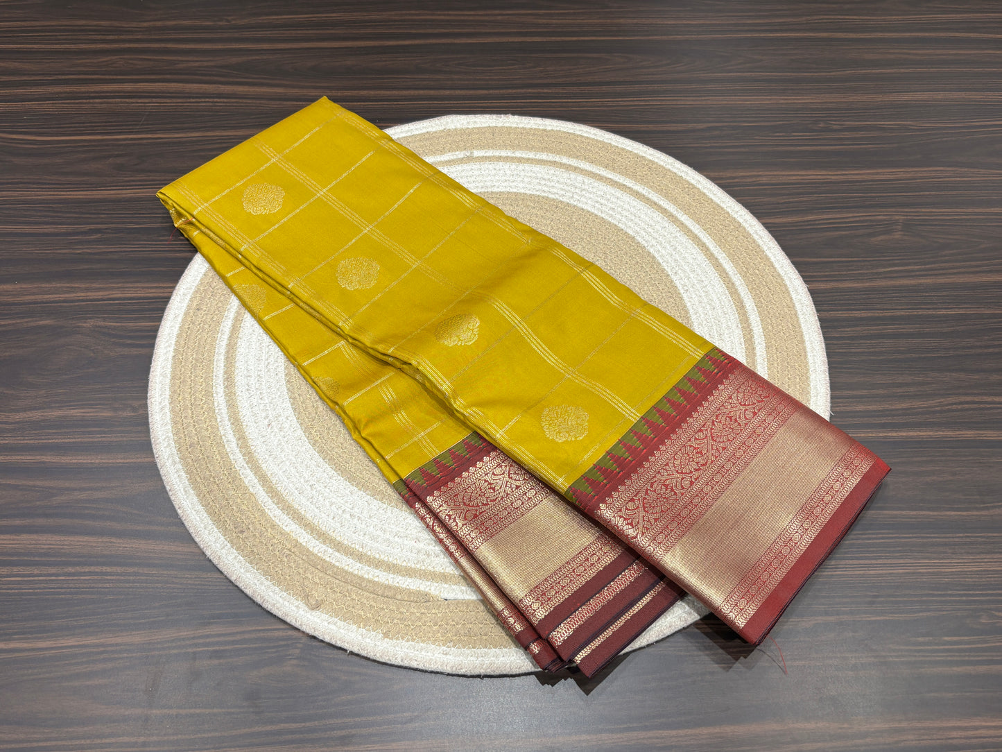 Semi Kanchipuram silk