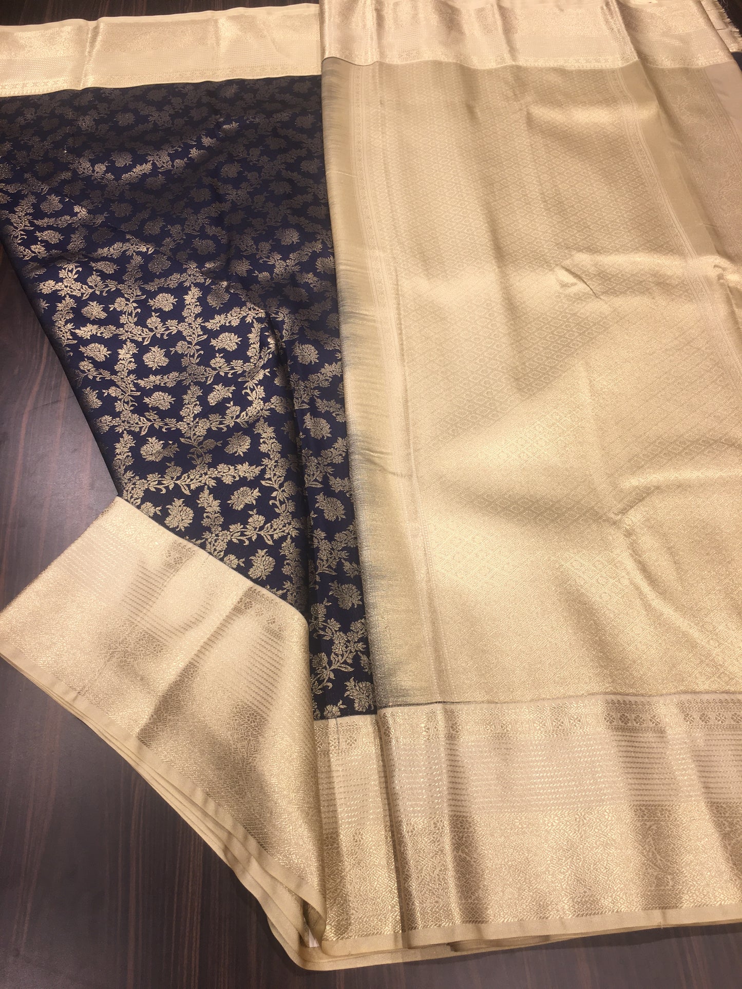 Semi Kanchipuram silk