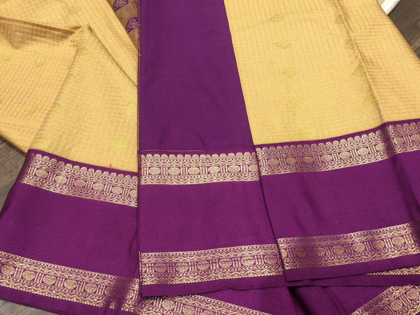 Semi Kanchipuram silk